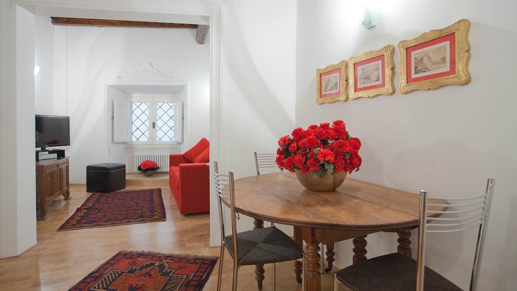 City Center Apartment Roma Habitación foto