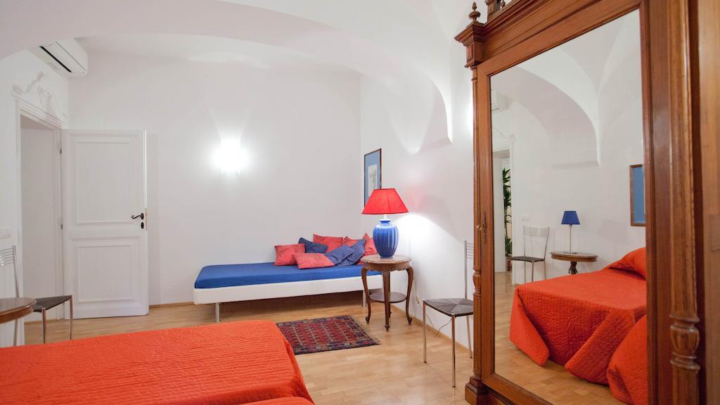 City Center Apartment Roma Habitación foto